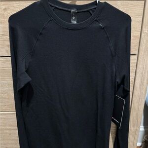 Lululemon Men's Black Long-Sleeve Seamless Base Layer